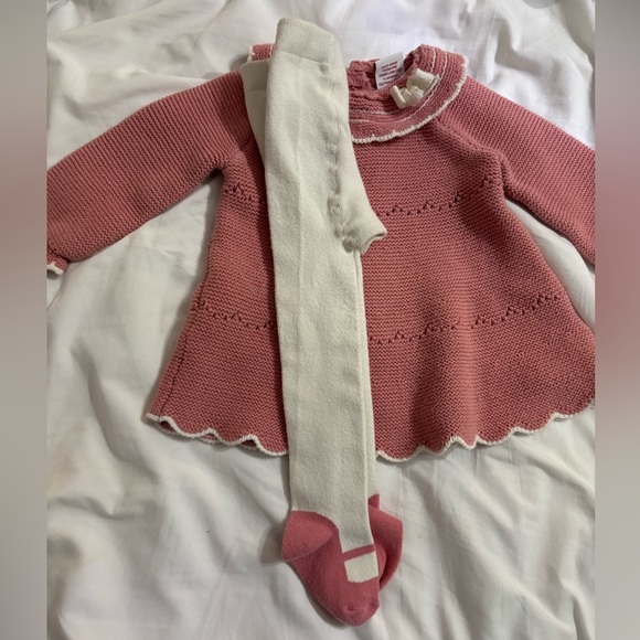 Pink sweater dress with tights - Picture 8 of 8